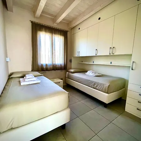 Aparthotel La Giolosa Gardapartments Moniga del Garda