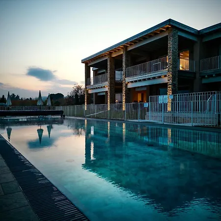 La Giolosa Gardapartments Aparthotel 3*