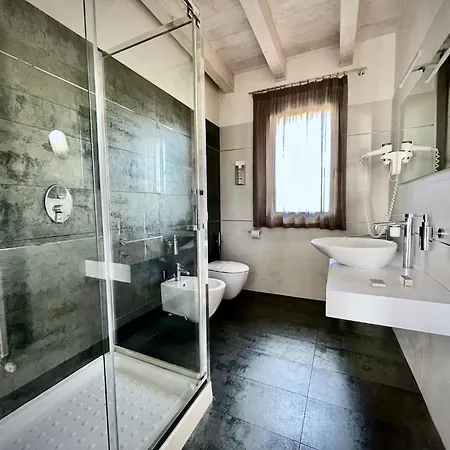 La Giolosa Gardapartments Aparthotel 3*