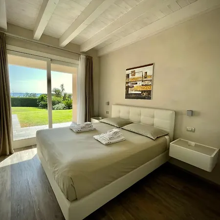 La Giolosa Gardapartments Aparthotel Moniga del Garda