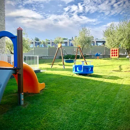 La Giolosa Gardapartments Lejlighedshotel Moniga del Garda
