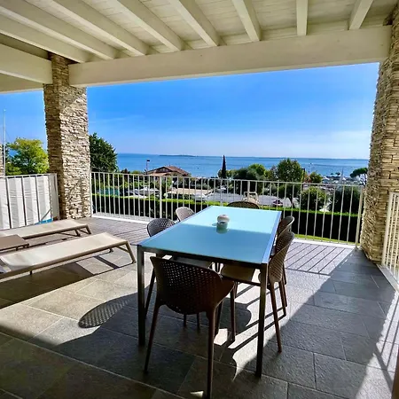 Apart-hotel La Giolosa Gardapartments 3*